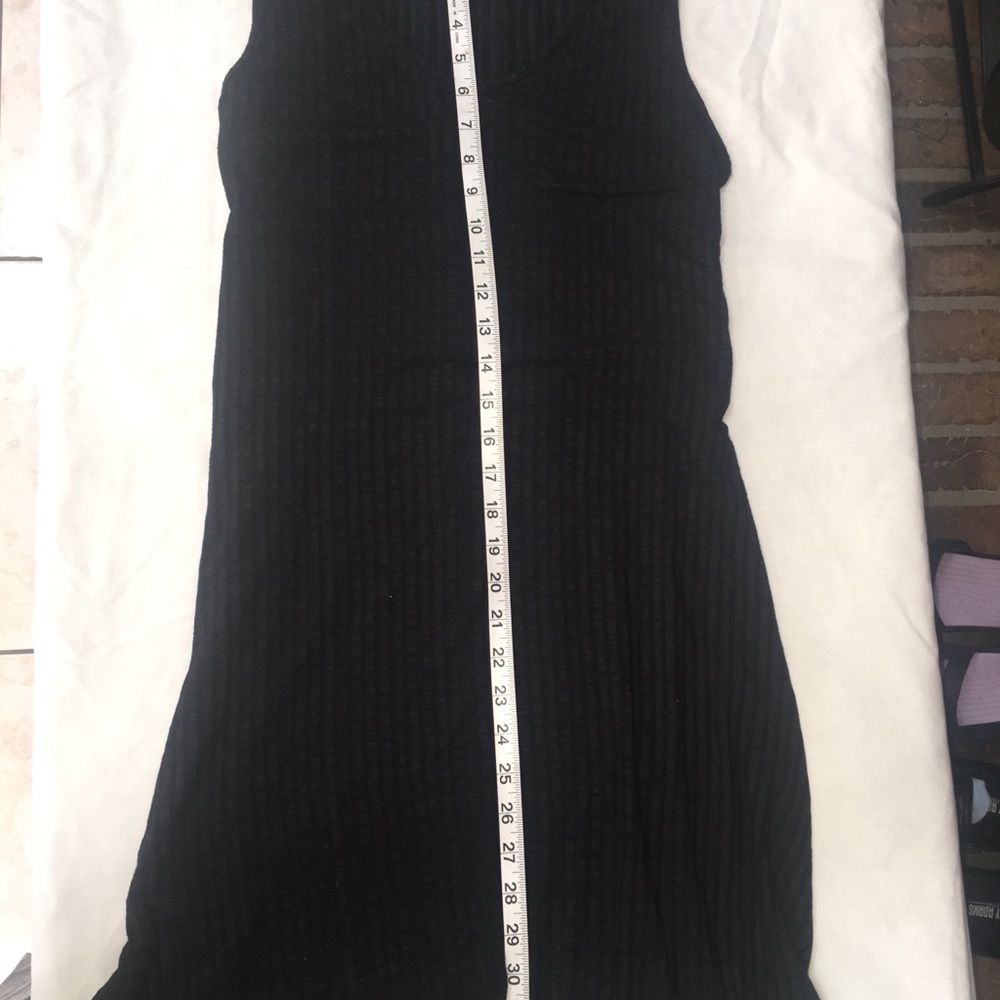 Black sheath dress with corset detail - Picture 8 of 8